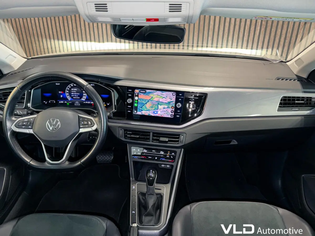 1.0 TSI IQ CAM STOELVW ACC NAVI R-LINE SFEER