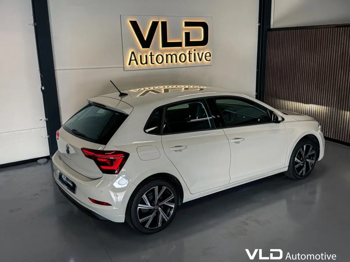 1.0 TSI IQ CAM STOELVW ACC NAVI R-LINE SFEER