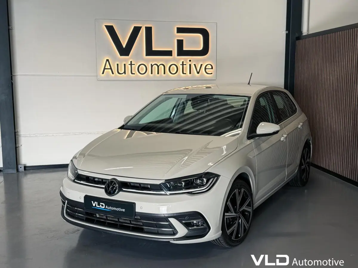 1.0 TSI IQ CAM STOELVW ACC NAVI R-LINE SFEER