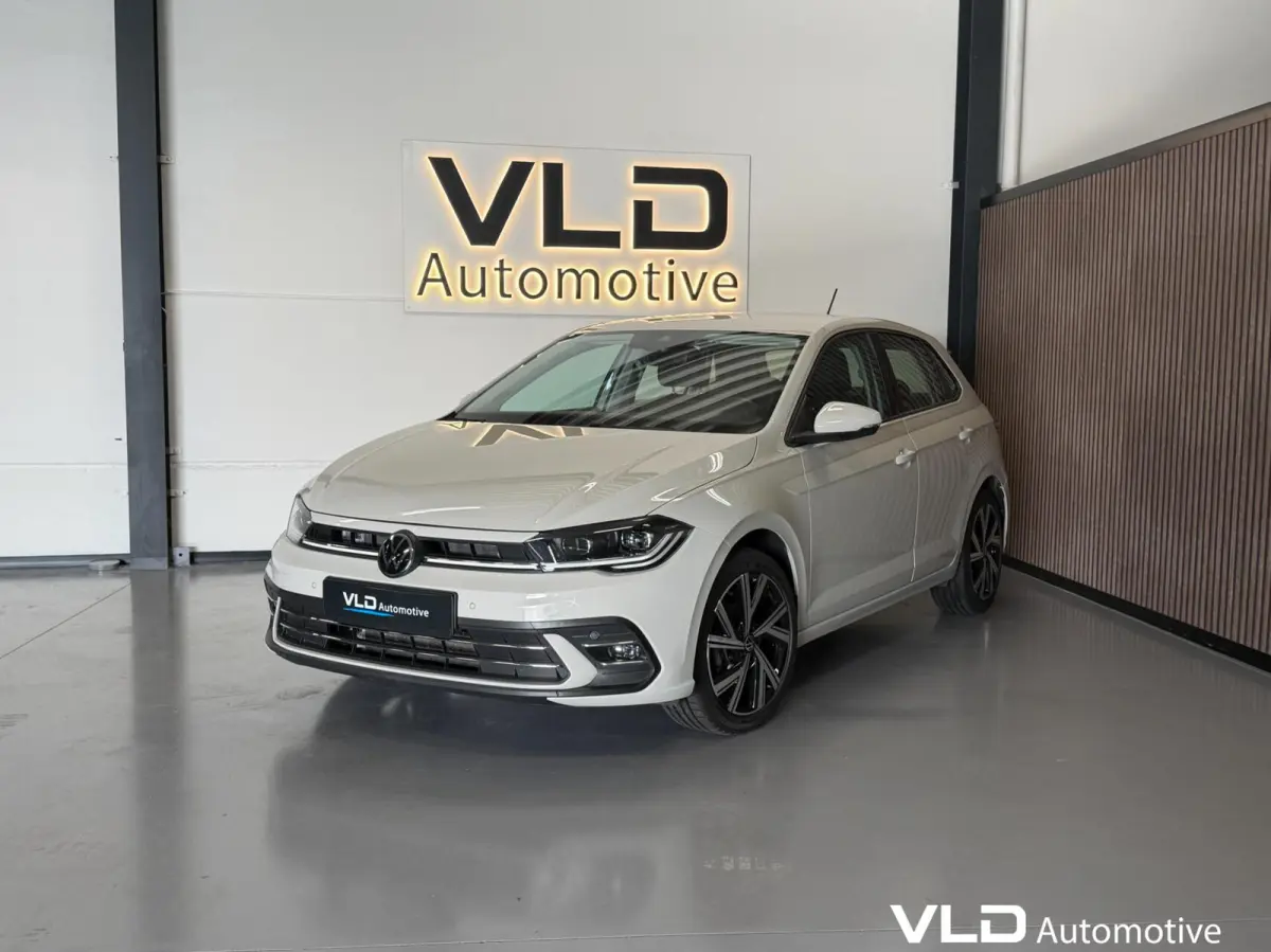 1.0 TSI IQ CAM STOELVW ACC NAVI R-LINE SFEER