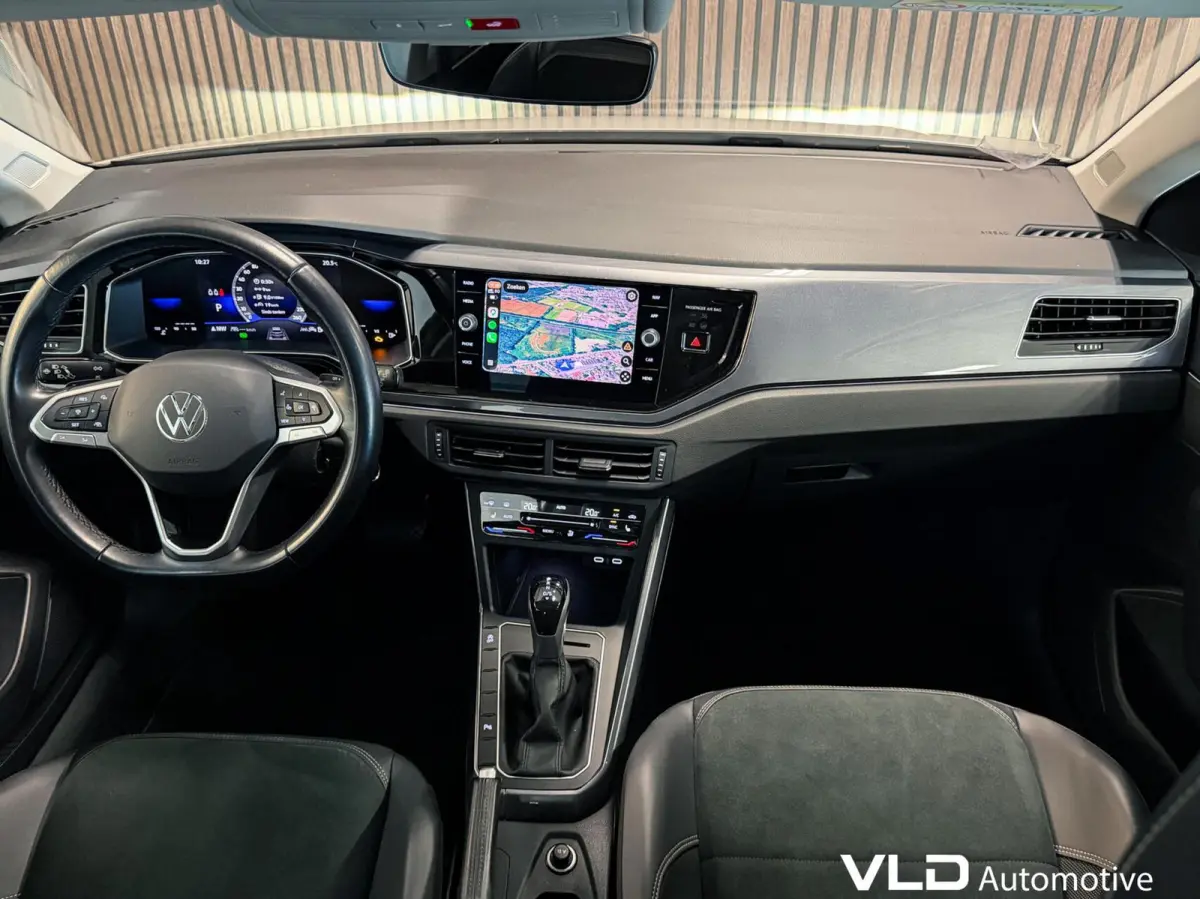 1.0 TSI IQ CAM STOELVW ACC NAVI R-LINE SFEER