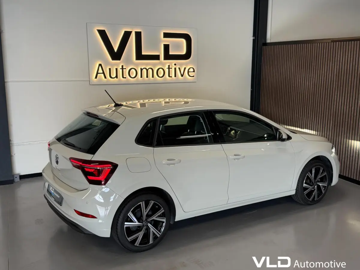 1.0 TSI IQ CAM STOELVW ACC NAVI R-LINE SFEER