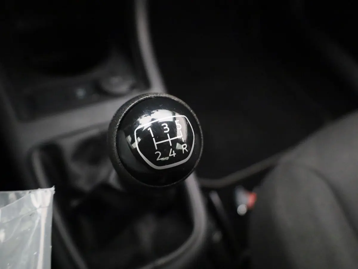 Up! 1.0 65 PK| Origineel Nederlands | 1e Eigenaar | Airco | DAB+ | Bluetooth | Navigatie Via App | 5 Deurs