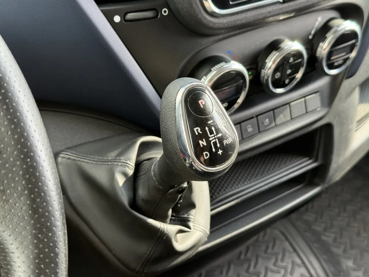 35C18 3.0 Automaat L2H2 Dubbellucht LED 3.5t Trekhaak Adaptieve Cruise Standkachel Climate Control Navigatie Camera