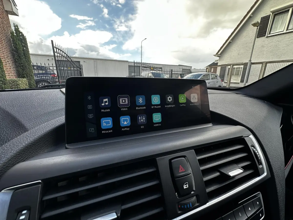 118i Executive Leder|Navi|CarPlay|HiFi Org NL
