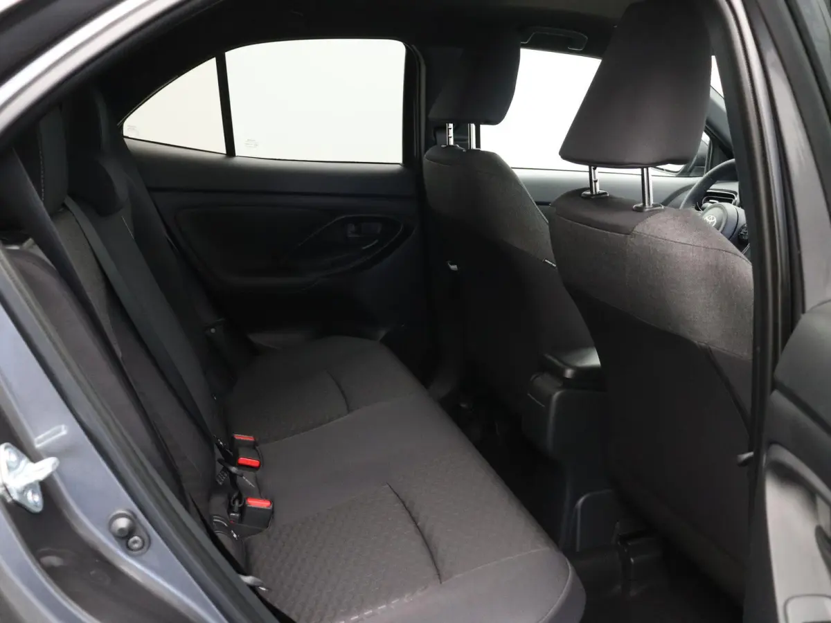1.5 Hybrid 130 Dynamic | Stoelverwarming | Stuurwielverwarming | Apple Carplay & Android Auto | 10 jaar garantie |