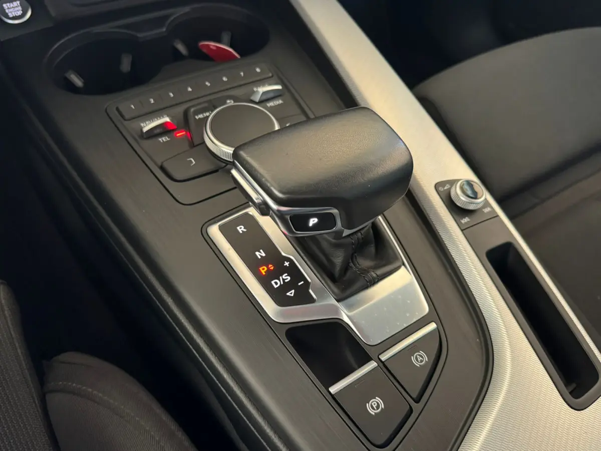 35 TFSI 2.0 150PK S-TRONIC SPORT EDITION NAVI/PDC/LED