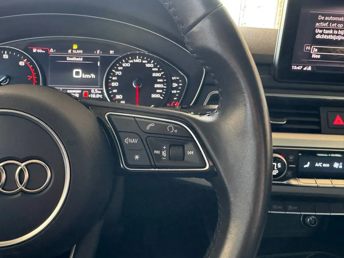 35 TFSI 2.0 150PK S-TRONIC SPORT EDITION NAVI/PDC/LED