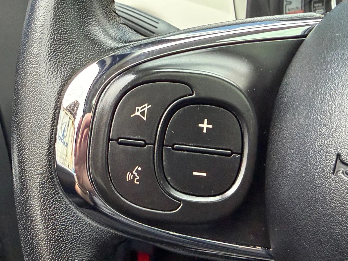 0.9 TwinAir Turbo Lounge|2e Eigenaar|Airco|Pano|Carplay|Bleutooth|PDC|LMV|ElektrischeRamen|N.A.P|NieuweAPK tot 10-2027|