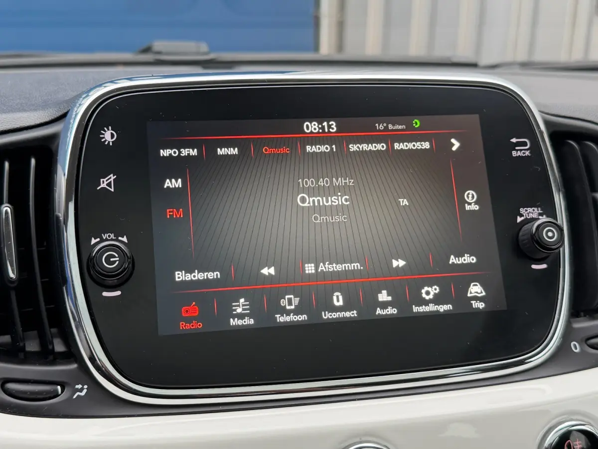 0.9 TwinAir Turbo Lounge|2e Eigenaar|Airco|Pano|Carplay|Bleutooth|PDC|LMV|ElektrischeRamen|N.A.P|NieuweAPK tot 10-2027|