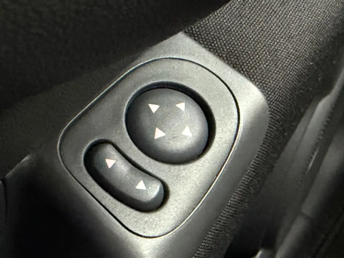 0.9 TwinAir Turbo Lounge|2e Eigenaar|Airco|Pano|Carplay|Bleutooth|PDC|LMV|ElektrischeRamen|N.A.P|NieuweAPK tot 10-2027|