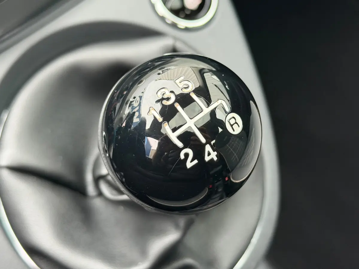 0.9 TwinAir Turbo Lounge|2e Eigenaar|Airco|Pano|Carplay|Bleutooth|PDC|LMV|ElektrischeRamen|N.A.P|NieuweAPK tot 10-2027|