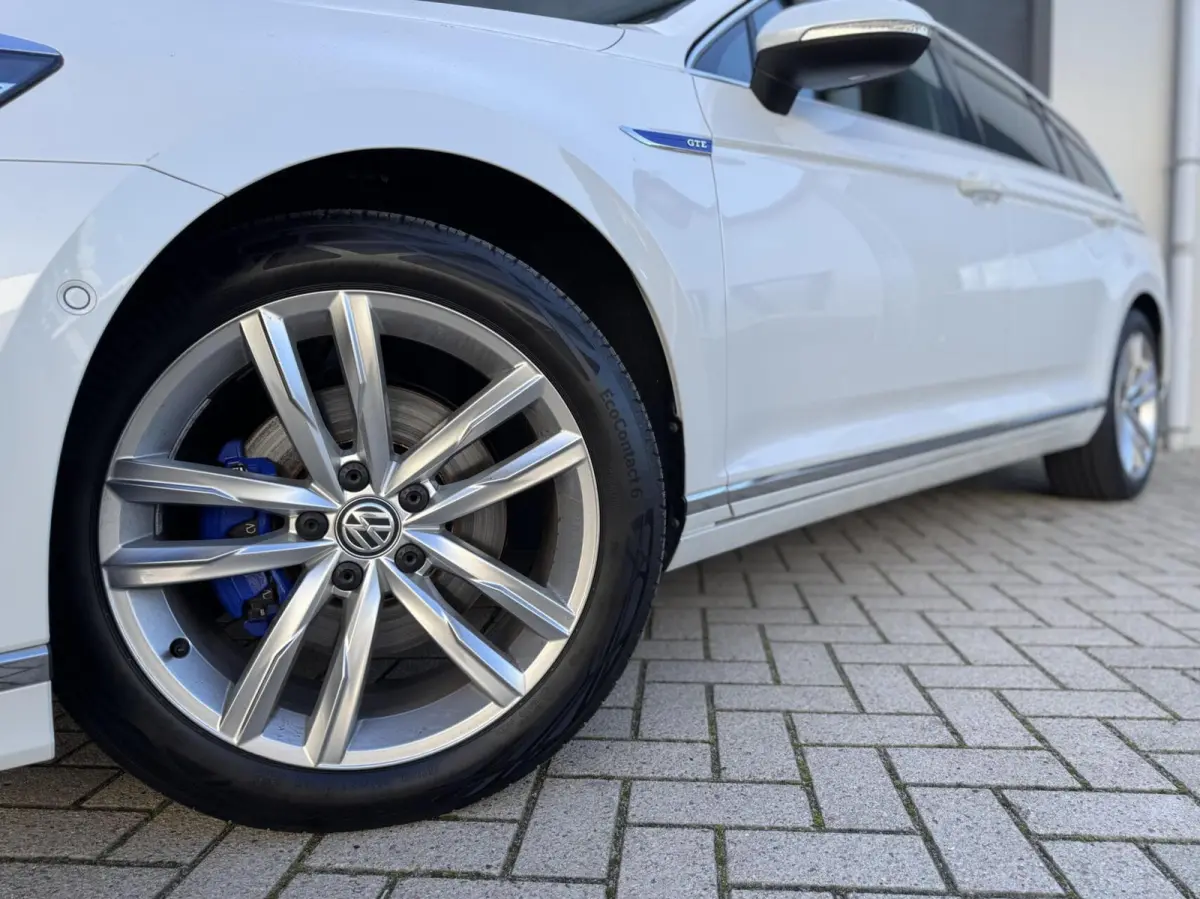 1.4 TSI PHEV GTE Business | Digital Cockpit | IQ Drive | CarPlay | Camera | Adaptive Cruise | Climate