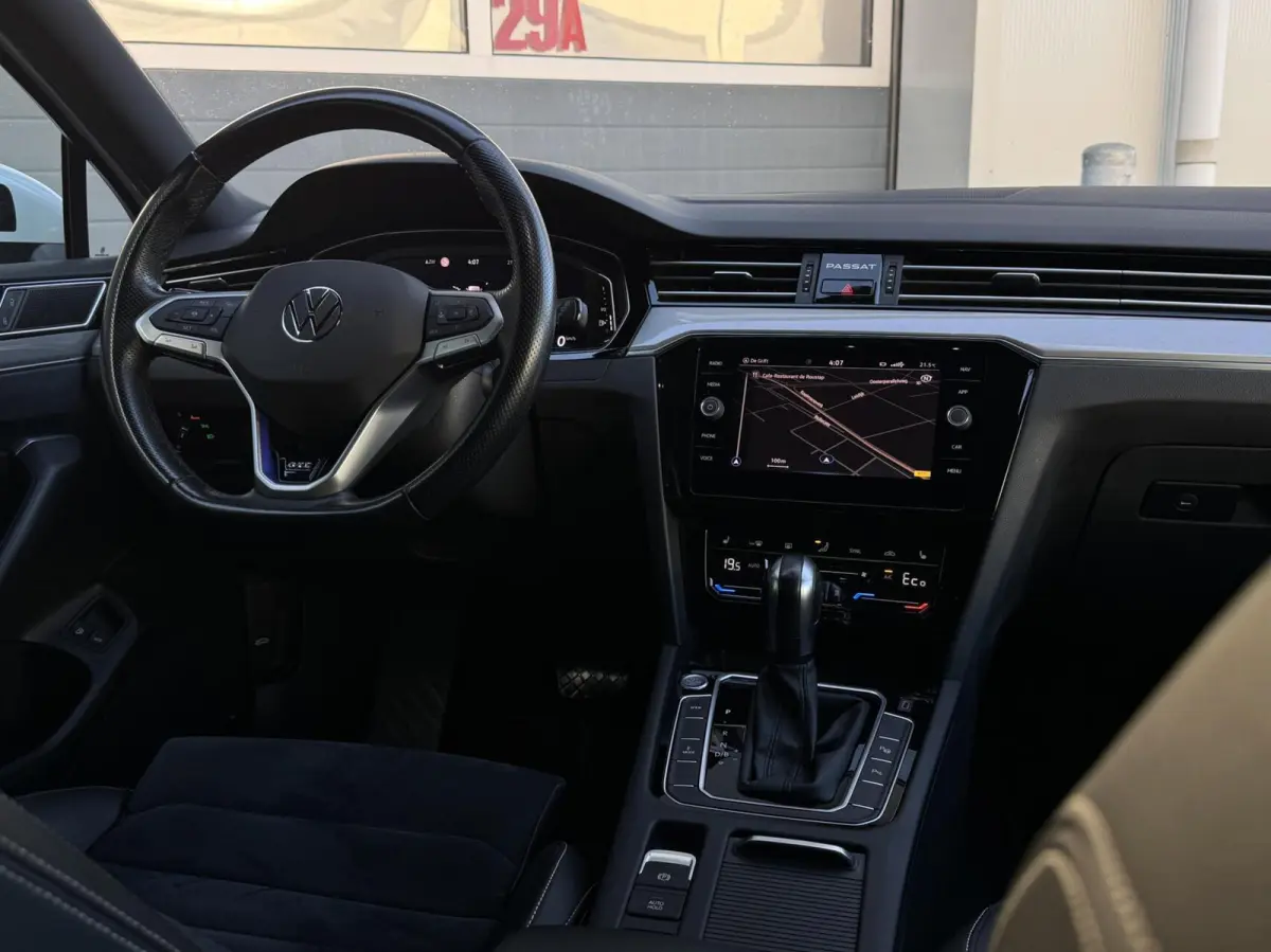 1.4 TSI PHEV GTE Business | Digital Cockpit | IQ Drive | CarPlay | Camera | Adaptive Cruise | Climate