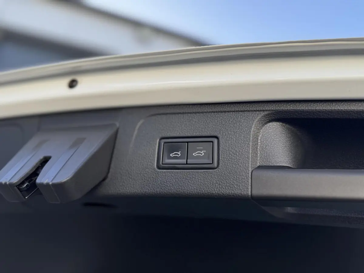 1.4 TSI PHEV GTE Business | Digital Cockpit | IQ Drive | CarPlay | Camera | Adaptive Cruise | Climate