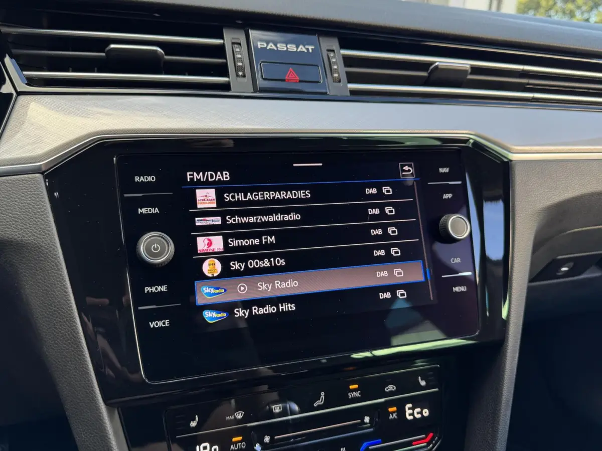 1.4 TSI PHEV GTE Business | Digital Cockpit | IQ Drive | CarPlay | Camera | Adaptive Cruise | Climate