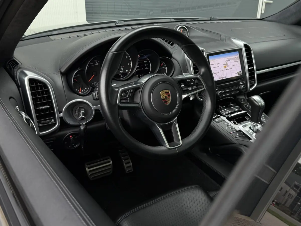 3.6 GTS Automaat 441PK | Panorama | Leder | Luchtvering | Camera | Carplay | LED | DAB | Stoelverwarming