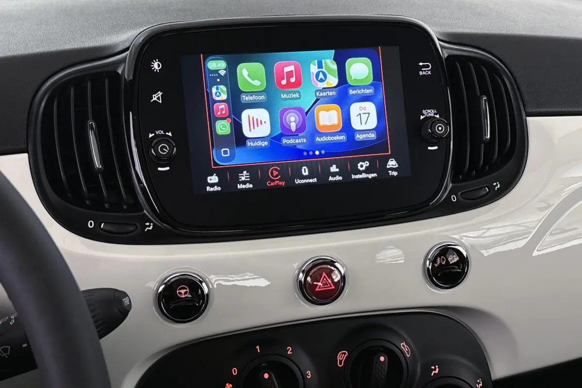 1.0 Hybrid Dolcevita Panoramadak Apple CarPlay Parkeersensoren