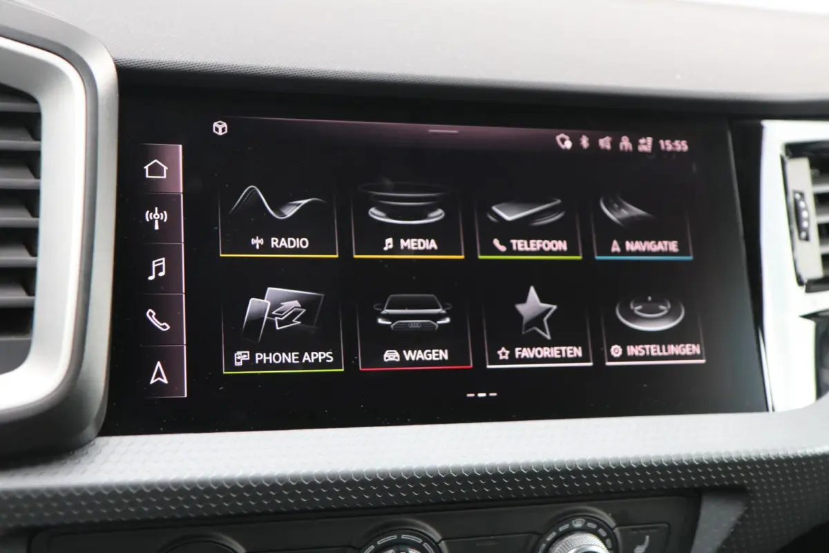 25 TFSI 95pk Pro Line | Stoelverwarming | Parkeersensoren | Cruise Control | Apple Carplay/Android Auto