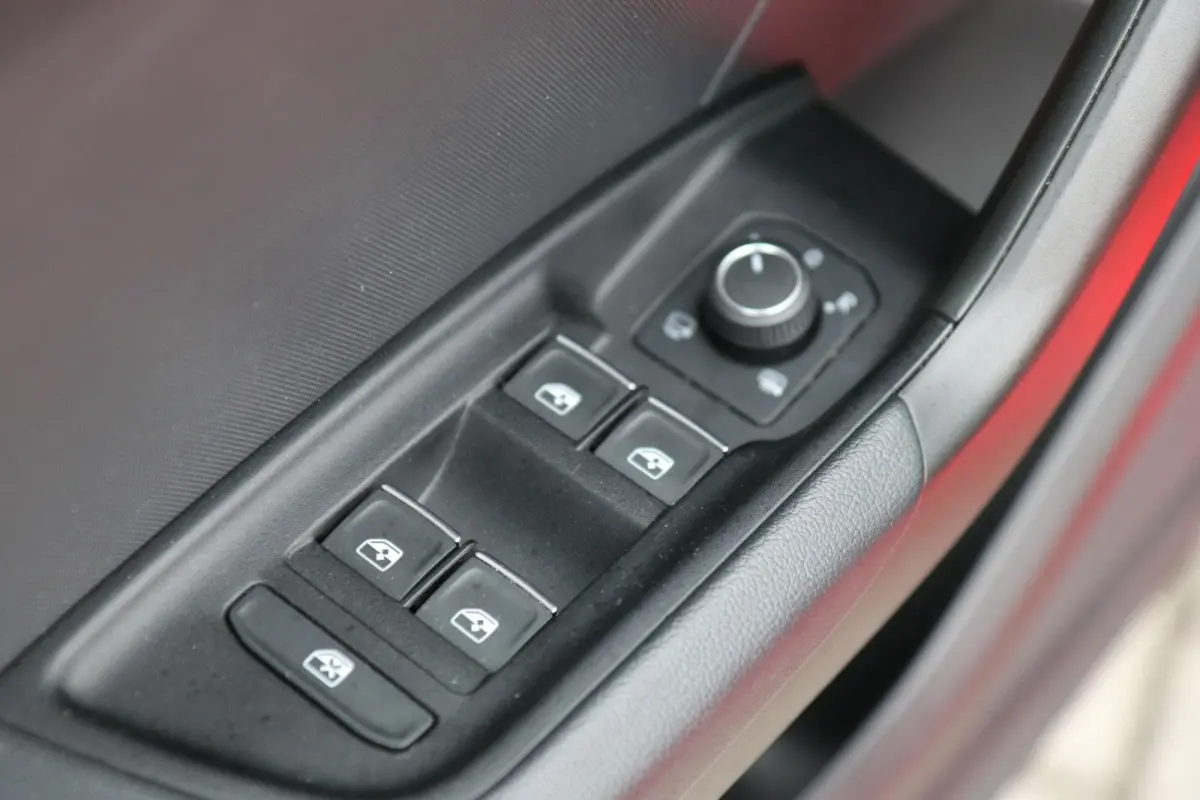 25 TFSI 95pk Pro Line | Stoelverwarming | Parkeersensoren | Cruise Control | Apple Carplay/Android Auto