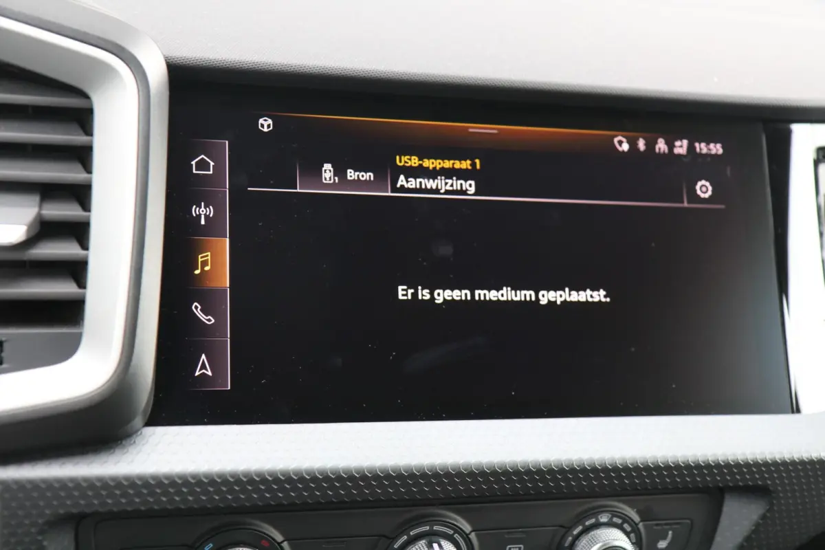 25 TFSI 95pk Pro Line | Stoelverwarming | Parkeersensoren | Cruise Control | Apple Carplay/Android Auto