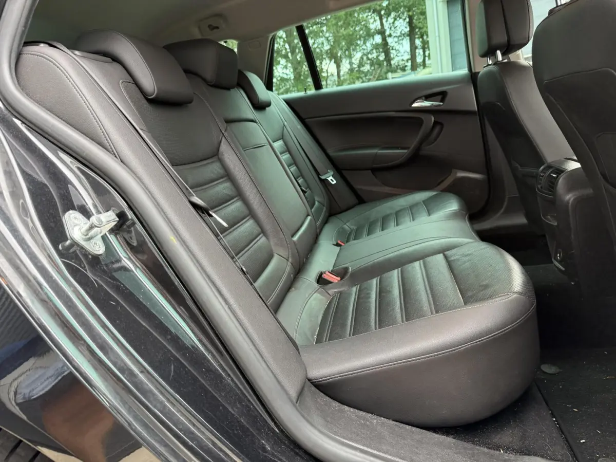 1.4 T EcoFLEX Cosmo | Leder | CarPlay | Navigatie | Trekhaak | Stoelverwarming | Climate | Cruise