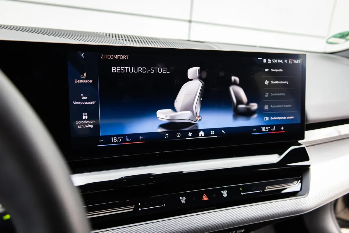 530e 299pk | SoH 96% | M Pakket | Trekhaak elektrisch wegklapbaar | Head-up display | Harman Kardon Soundsystem | LM Wielen 20 inch | Extra getint glas | Elektrisch verstelbare voorstoelen