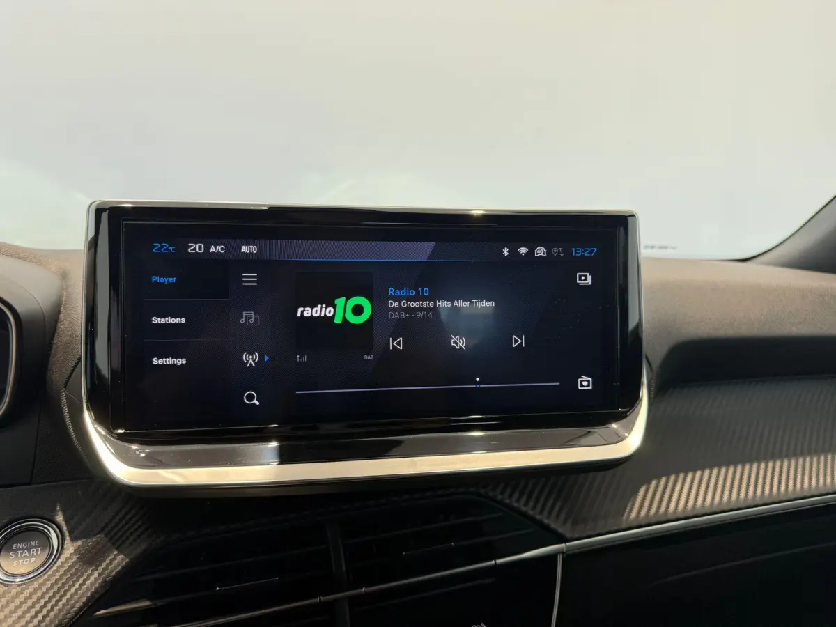 1.2 Hybrid 145 Allure | APPLE CARPLAY & ANDROID AUTO | CAMERA VOOR + ACHTER | DEMO AUTO BEL VOOR ACTUELE KM-STAND |