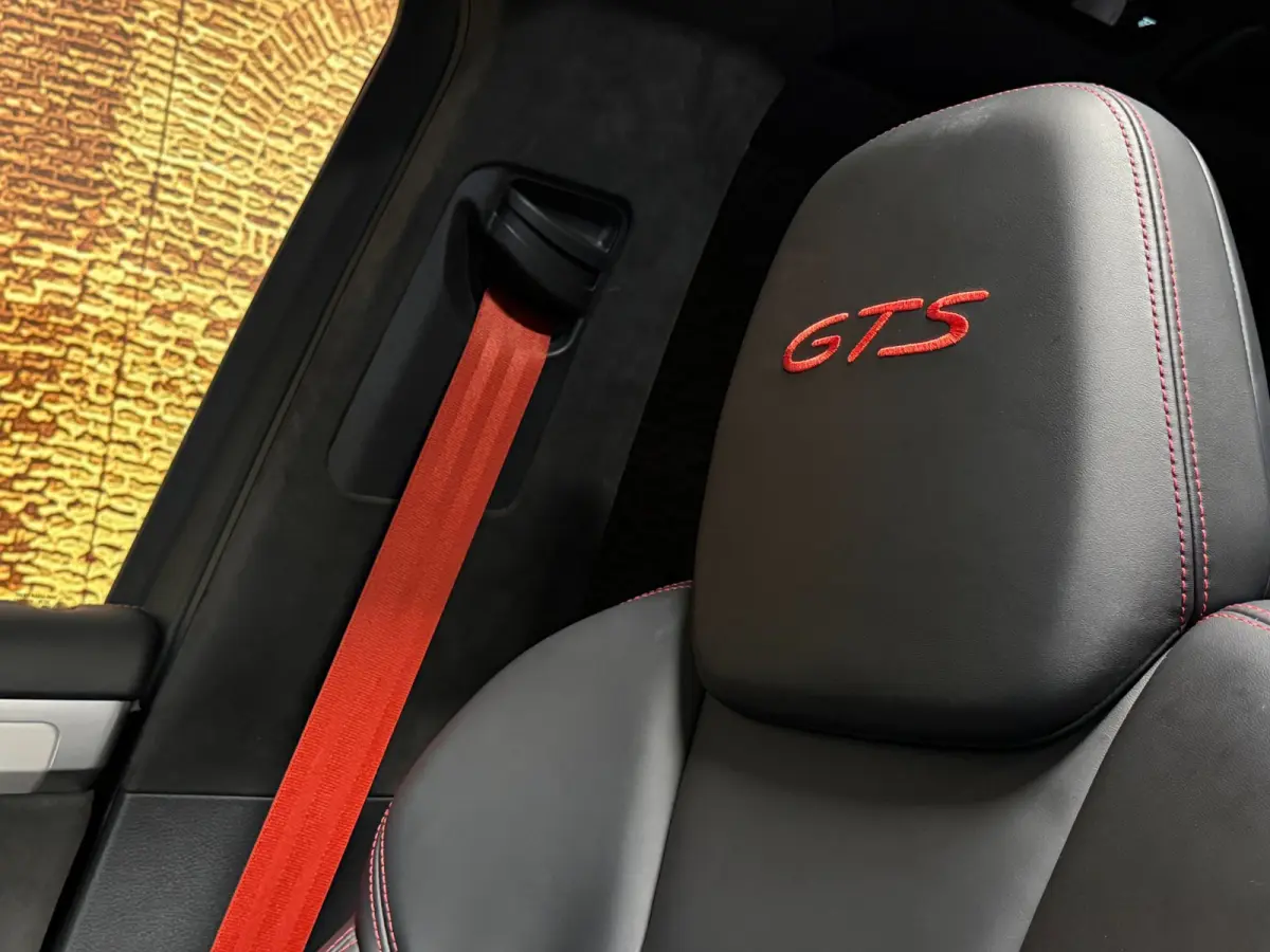 4.8 GTS Aut Panoramadak Leer Camera 21"