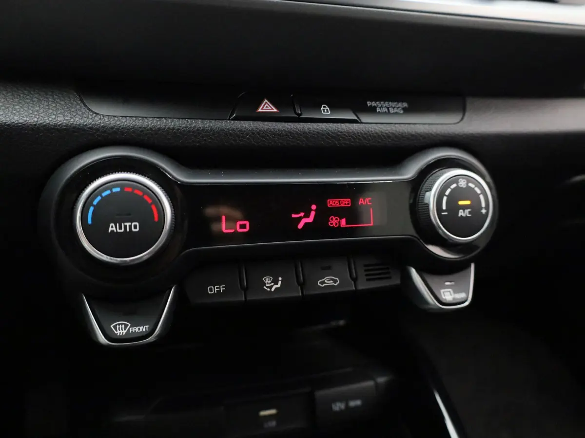 1.0 T-GDi MHEV DynamicLine | CAMERA | NAVIGATIE | KLIMAATREGELING | APPLE CARPLAY - ANDRIODAUTO