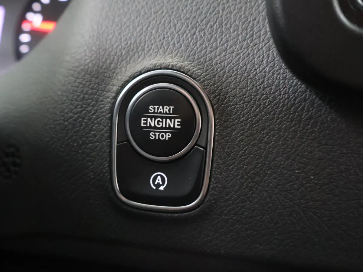 317 CDI | L2 H2 | NAVIGATIE | PARKEERCAMERA | 2-ZITS | STANDKACHEL | STOELVERWARMING | ALARM | CERTIFIED