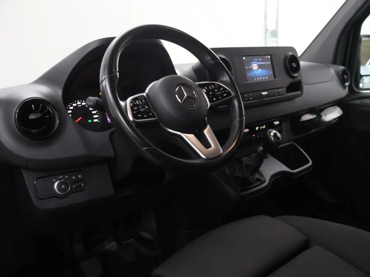 317 CDI | L2 H2 | NAVIGATIE | PARKEERCAMERA | 2-ZITS | STANDKACHEL | STOELVERWARMING | ALARM | CERTIFIED