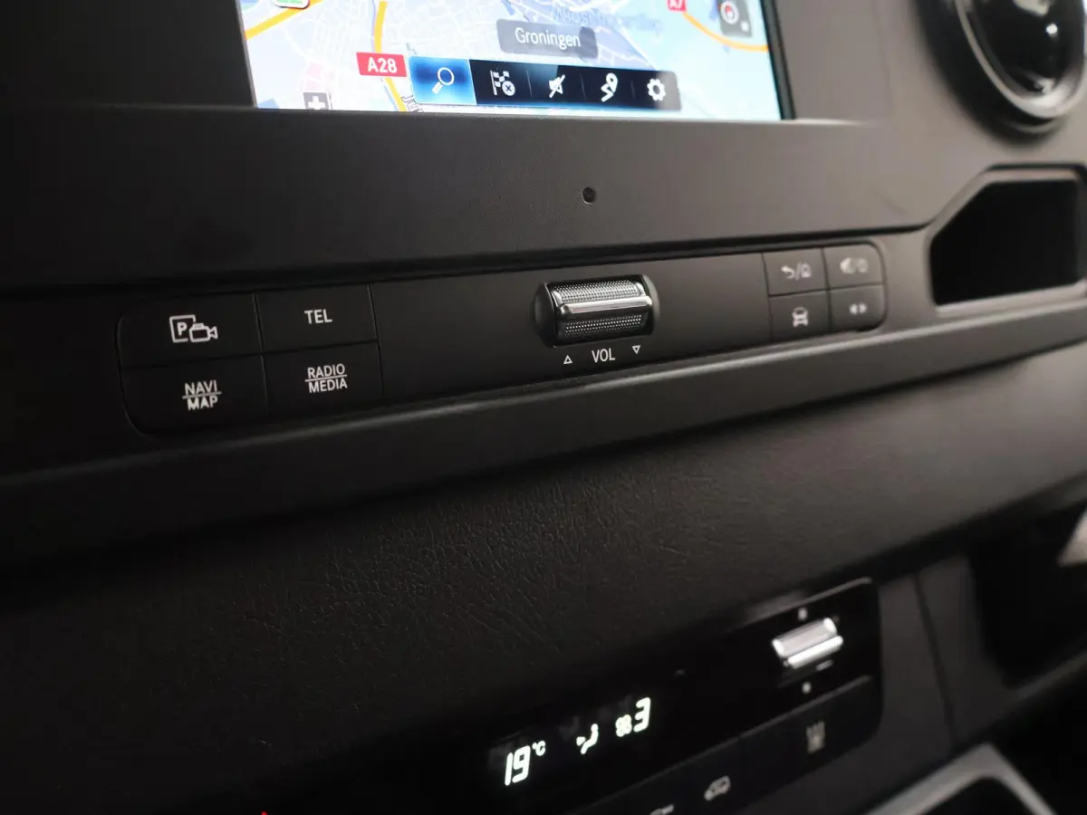 317 CDI | L2 H2 | NAVIGATIE | PARKEERCAMERA | 2-ZITS | STANDKACHEL | STOELVERWARMING | ALARM | CERTIFIED