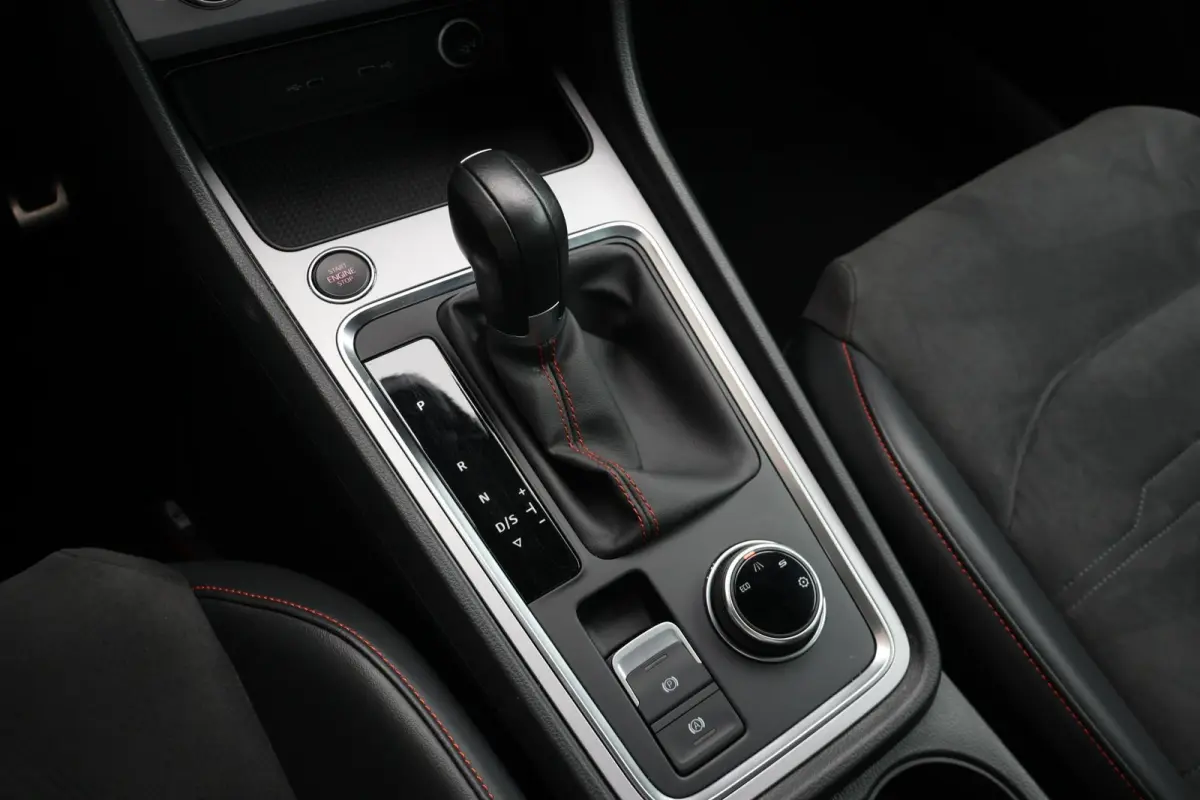 1.5 TSI 150pk DSG FR Business Intense | Panoramadak | Camera | Adaptive Cruise | PDC | Stoelverwarming | Carplay