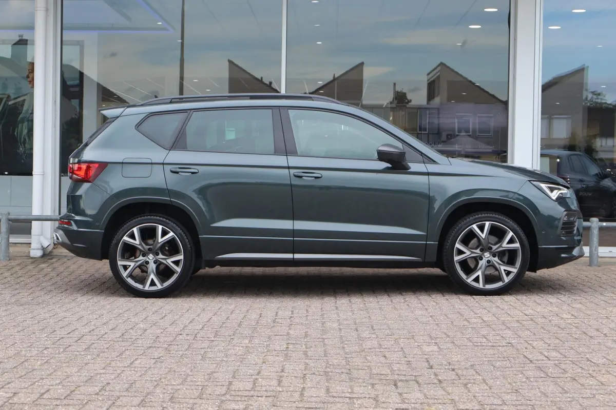 1.5 TSI 150pk DSG FR Business Intense | Panoramadak | Camera | Adaptive Cruise | PDC | Stoelverwarming | Carplay