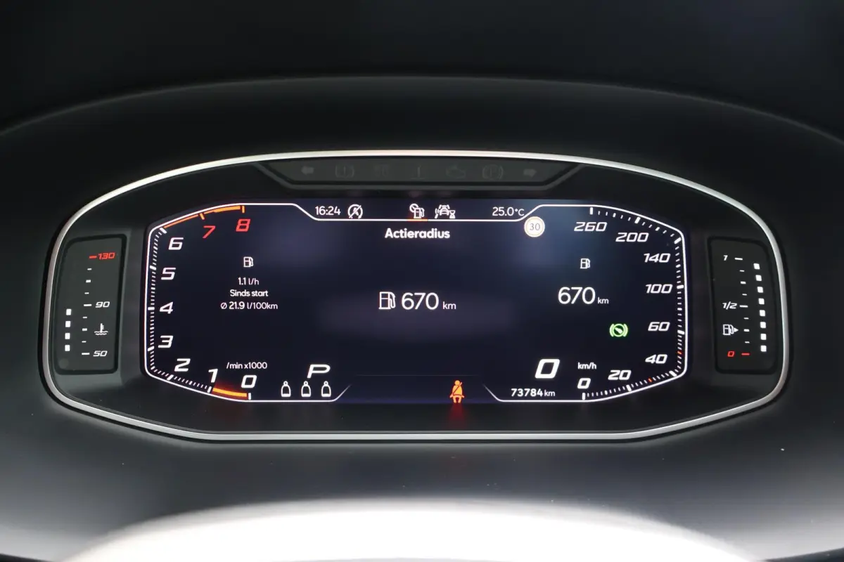 1.5 TSI 150pk DSG FR Business Intense | Panoramadak | Camera | Adaptive Cruise | PDC | Stoelverwarming | Carplay
