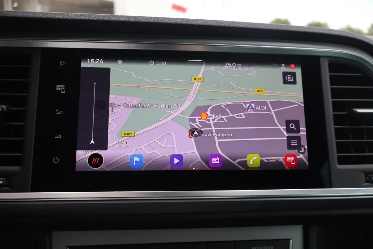 1.5 TSI 150pk DSG FR Business Intense | Panoramadak | Camera | Adaptive Cruise | PDC | Stoelverwarming | Carplay
