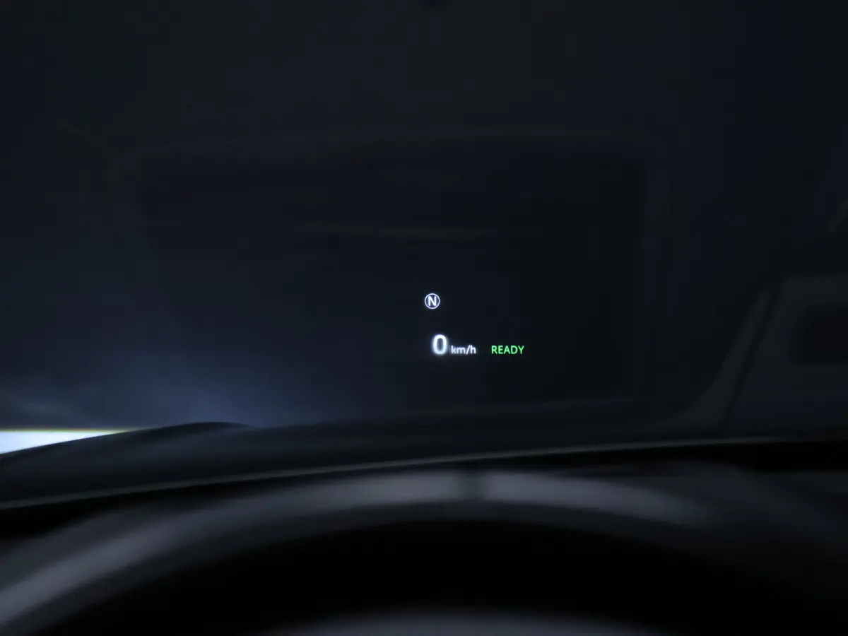 2.0 P400e R-Dynamic HSE [SCHUIFKANTELDAK, MERIDAN AUDIO, APPLE CARPLAY, TREKHAAK AFNEEMBAAR, CAMERA,DIGITAL DASH, HEAD UP, STUUR.STOELVERWARMING, ELEK.. ACHTERKLEP,