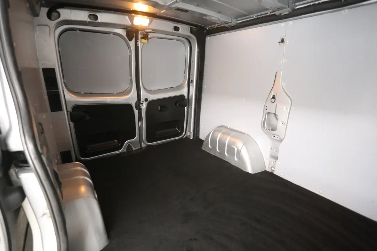 1.6 dCi T27 L1H1 | Airco | Cruise | 3 Zits | Trekhaak | Parkeersens. | Imperiaal