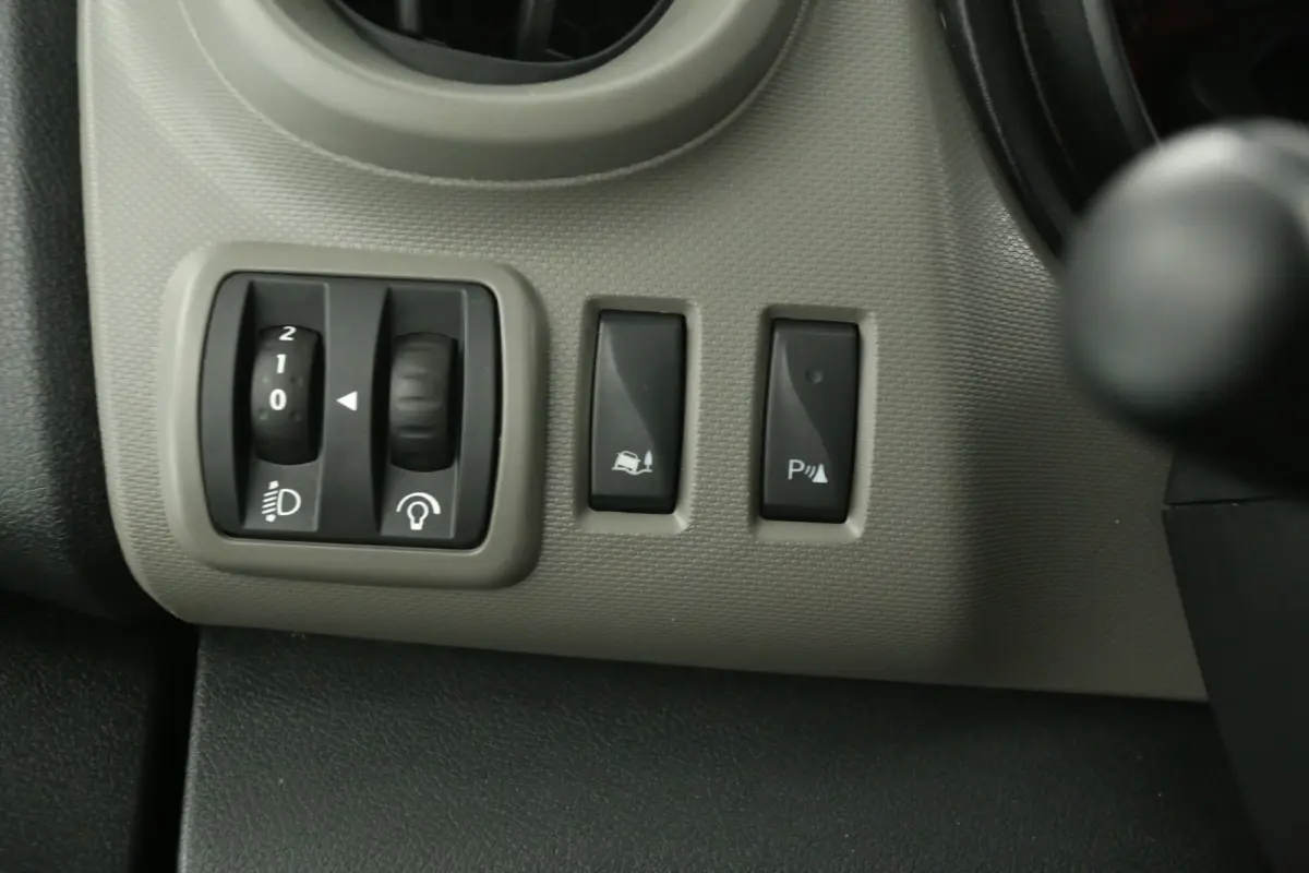 1.6 dCi T27 L1H1 | Airco | Cruise | 3 Zits | Trekhaak | Parkeersens. | Imperiaal