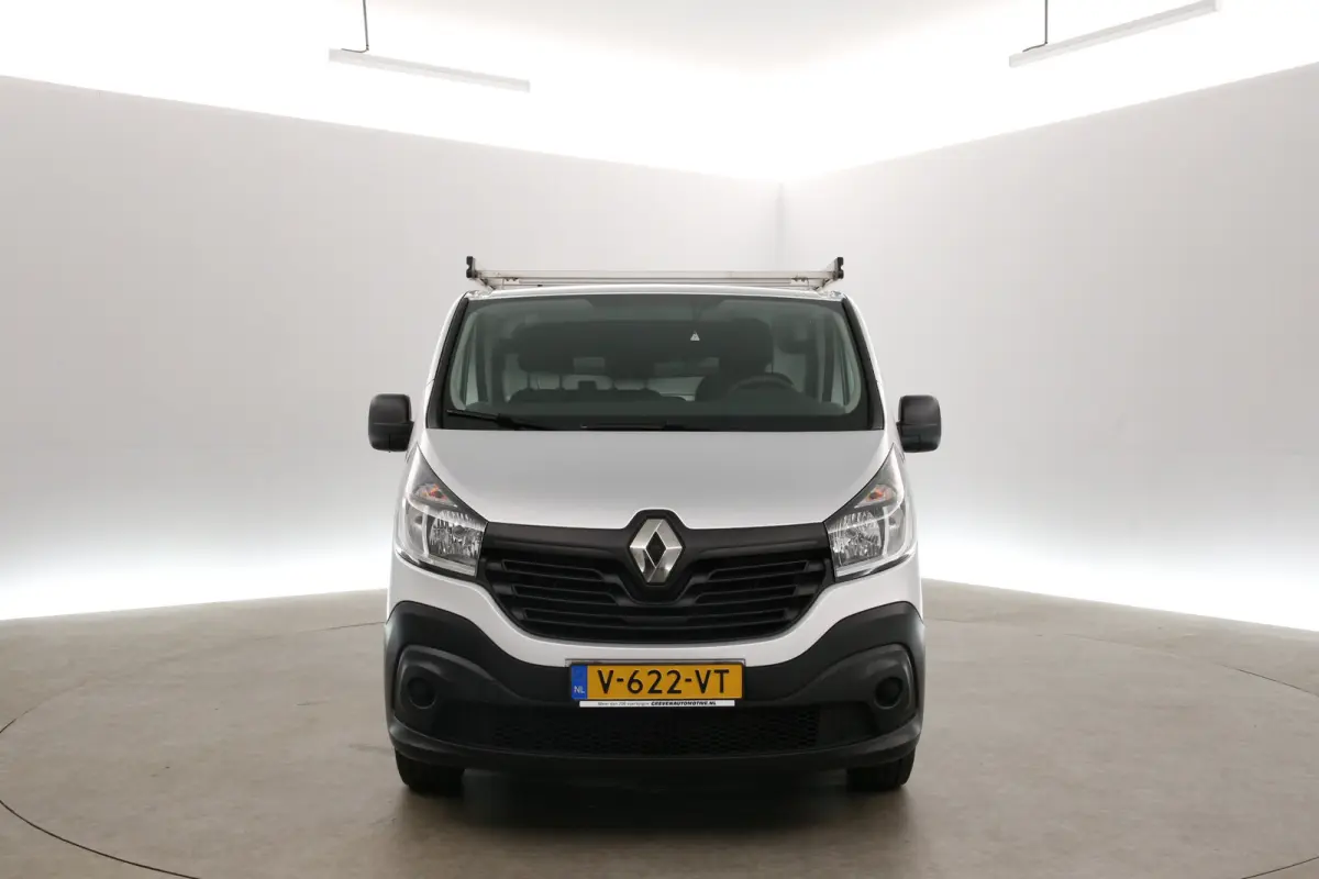 1.6 dCi T27 L1H1 | Airco | Cruise | 3 Zits | Trekhaak | Parkeersens. | Imperiaal