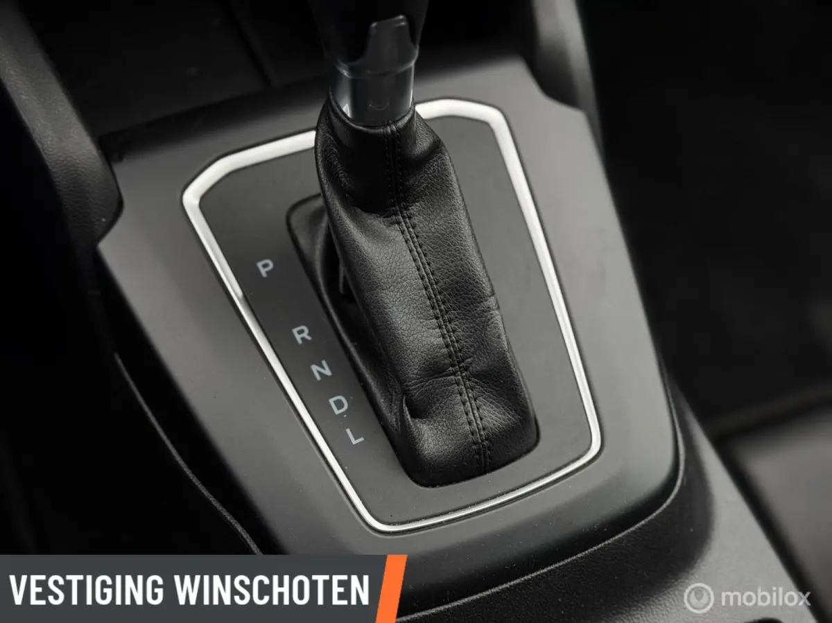 1.0 EcoBoost Hybrid Titanium Automaat! | PDC V+A | Navi | Cruise | LED |