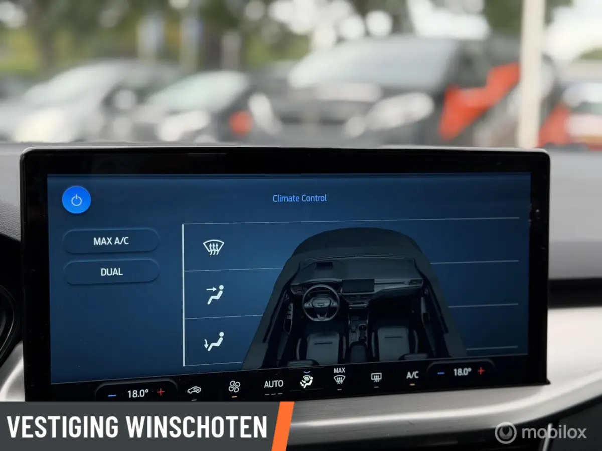 1.0 EcoBoost Hybrid Titanium Automaat! | PDC V+A | Navi | Cruise | LED |
