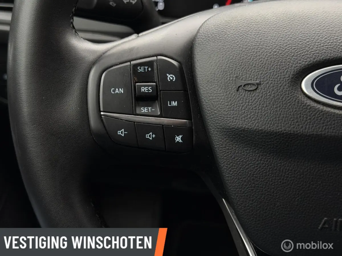 1.0 EcoBoost Hybrid Titanium Automaat! | PDC V+A | Navi | Cruise | LED |