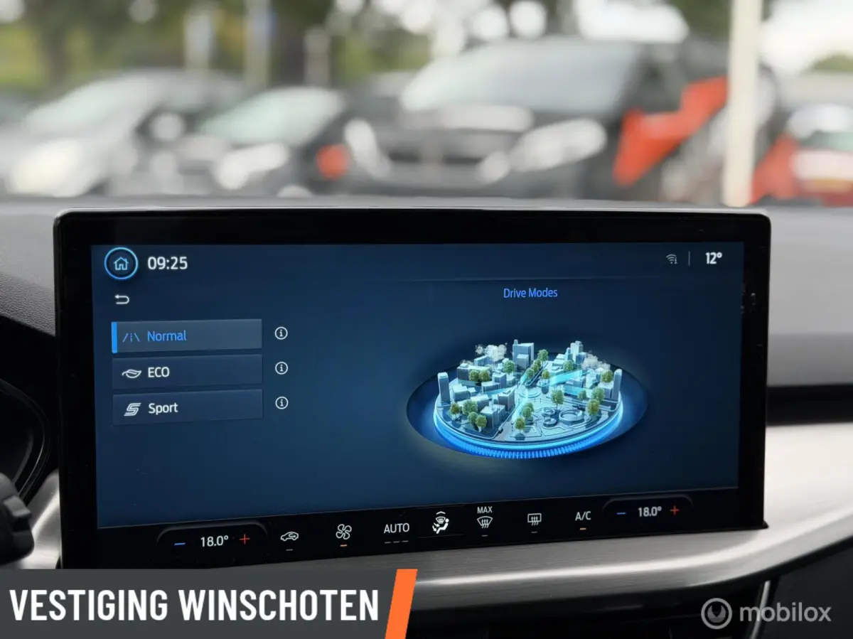1.0 EcoBoost Hybrid Titanium Automaat! | PDC V+A | Navi | Cruise | LED |