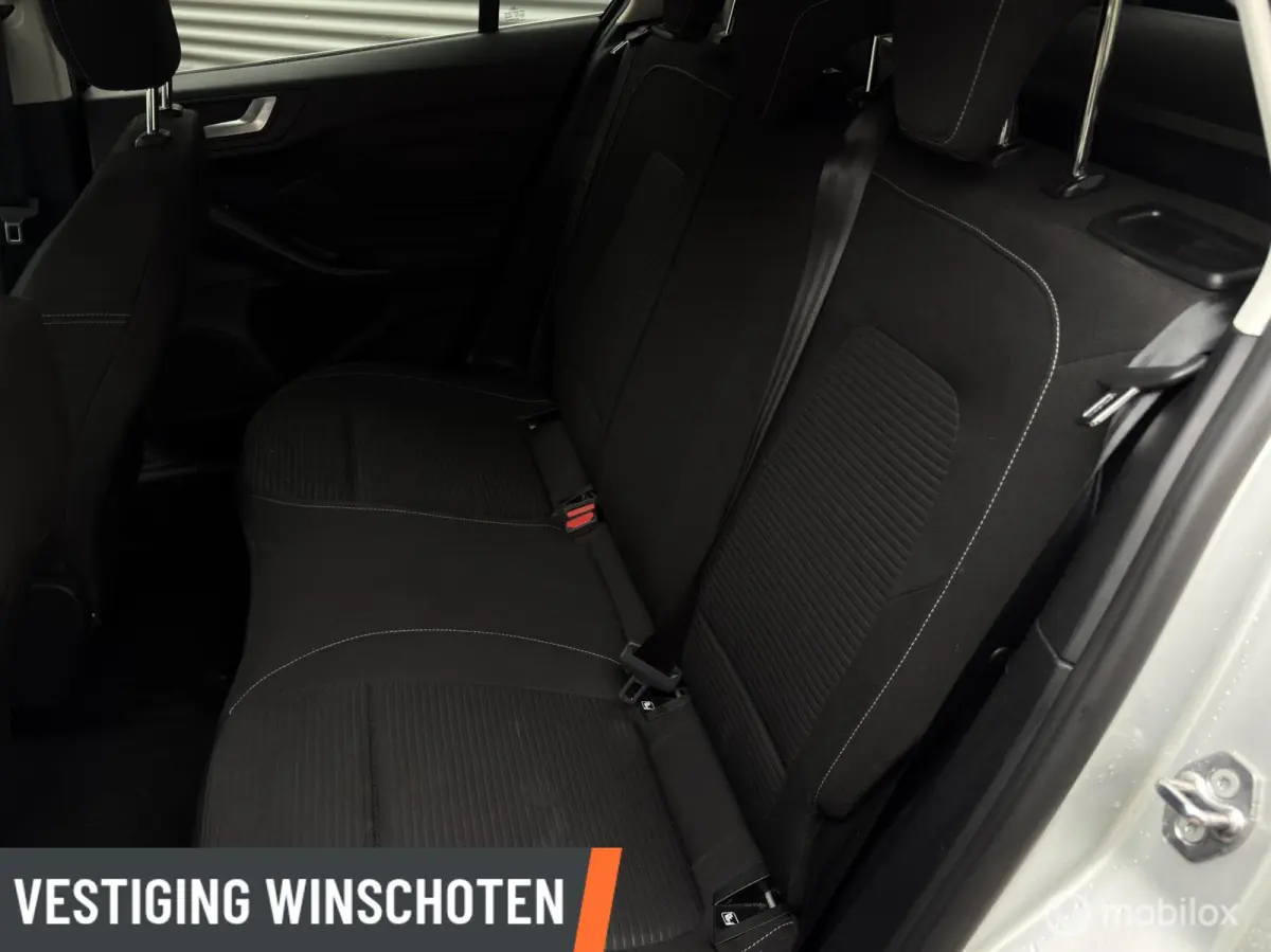 1.0 EcoBoost Hybrid Titanium Automaat! | PDC V+A | Navi | Cruise | LED |