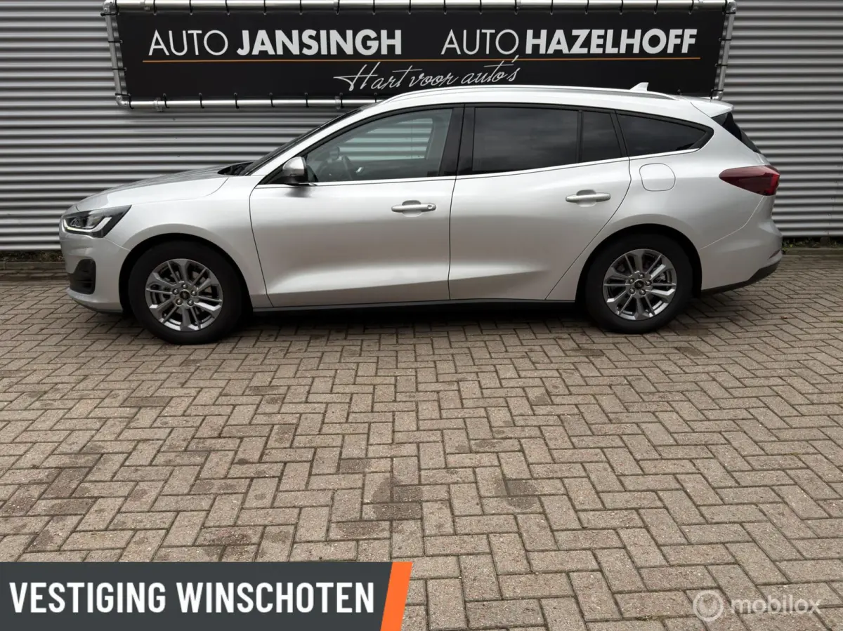 1.0 EcoBoost Hybrid Titanium Automaat! | PDC V+A | Navi | Cruise | LED |
