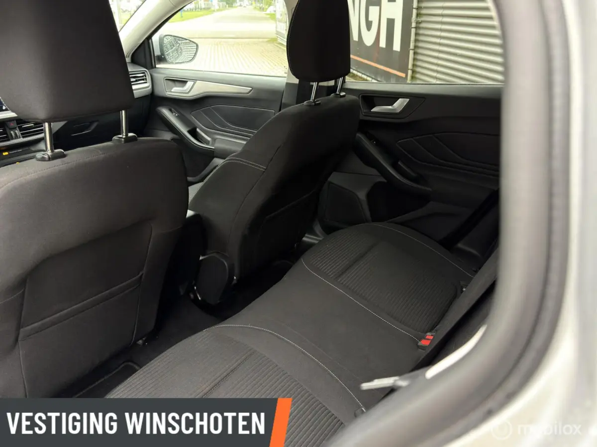 1.0 EcoBoost Hybrid Titanium Automaat! | PDC V+A | Navi | Cruise | LED |