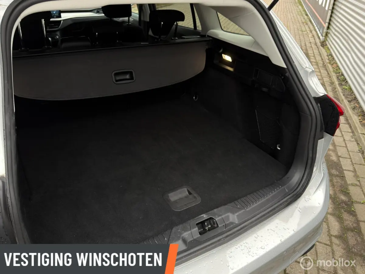 1.0 EcoBoost Hybrid Titanium Automaat! | PDC V+A | Navi | Cruise | LED |