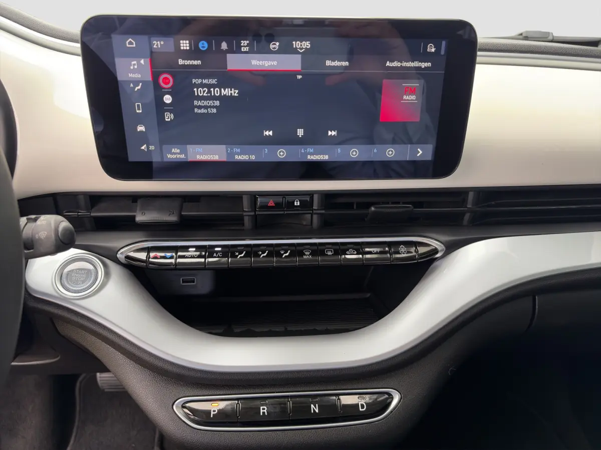 Icon 118pk 42 kWh | SOH 93% |  Navigatie | Climate control | Bluetooth | LM Velgen | Cruise control | Regensensor | Verkeersborddetectie |